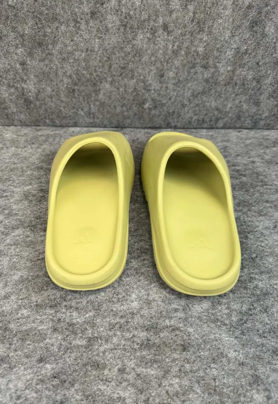 Adidas Yeezy Slides Glow Green Size 10